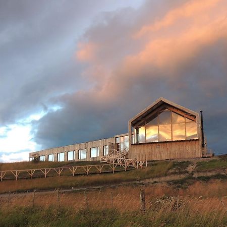 Hotel Simple Patagonia Пуэрто-Наталес Экстерьер фото
